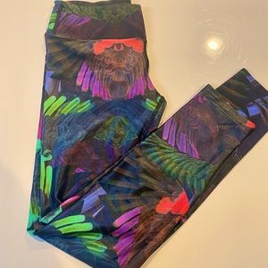 Like new Beyond Legging high waisted shiny floral by Pheel
